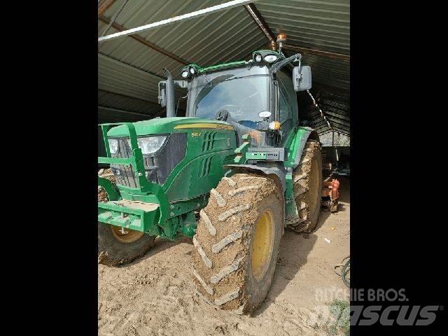 John Deere 6110R Traktori