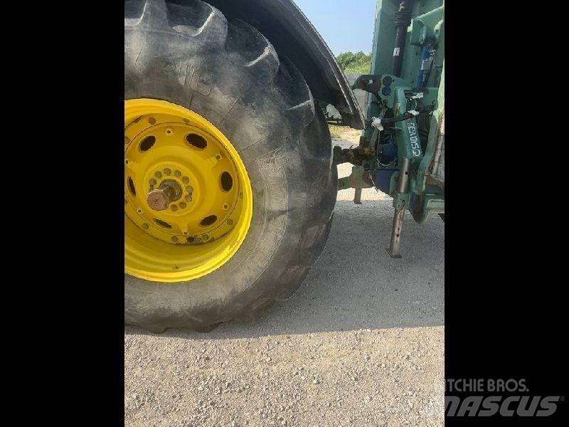 John Deere 7250R Traktori
