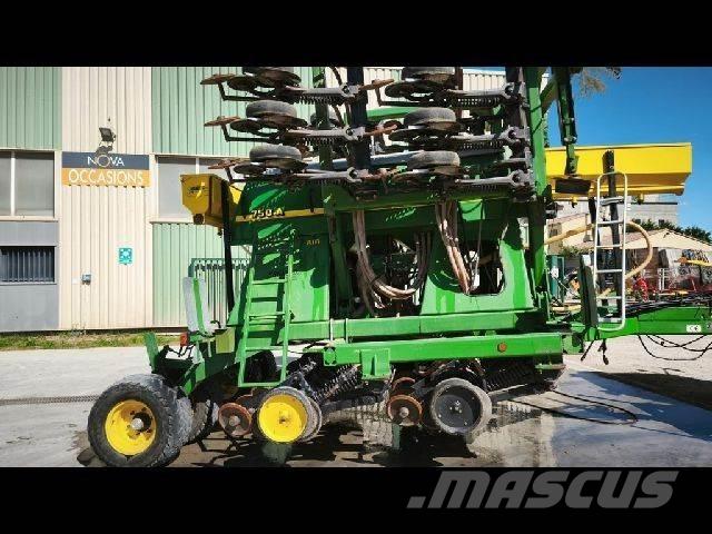John Deere 750A Ostali stroji i dodatna oprema za sjetvu i sadnju