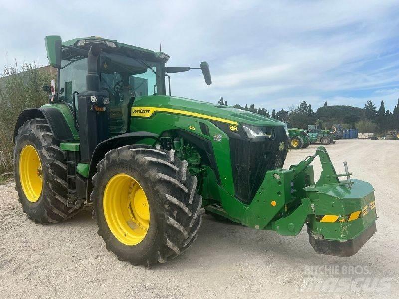John Deere 8R410 Traktori