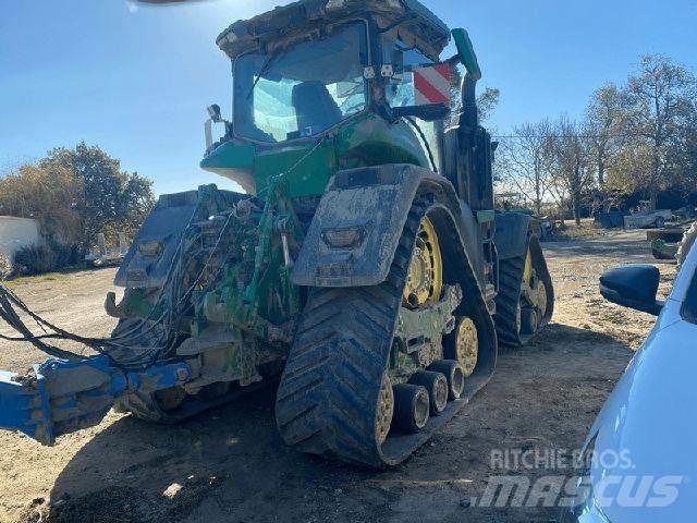 John Deere 8RX410 Traktori