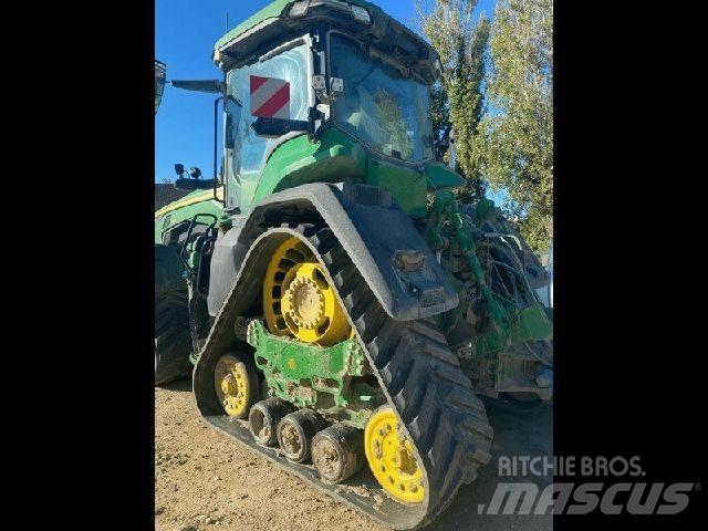 John Deere 8RX410 Traktori
