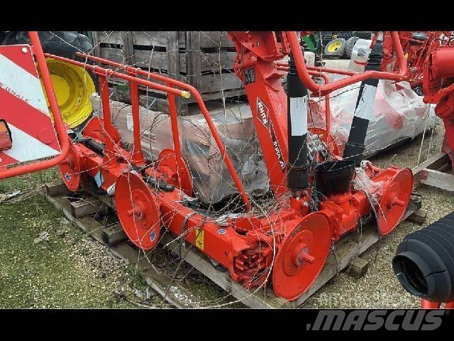Kuhn 10812 Okretači i sakupljači sijena