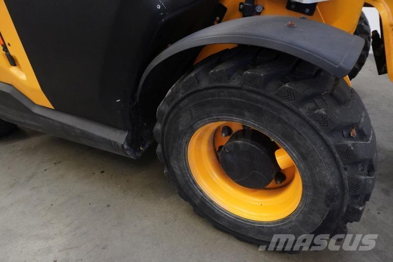 JCB 525-60 Teleskopski viličari