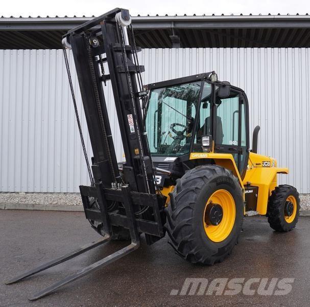 JCB 940-4 Terenski viličar