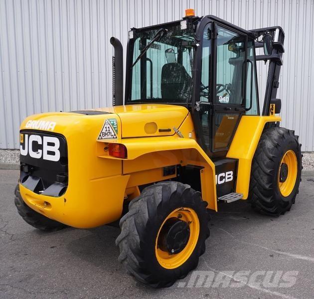 JCB 940-4 Terenski viličar