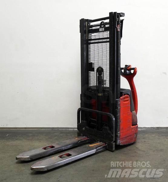 Linde L 10 379 Samopogonski ručni viličari