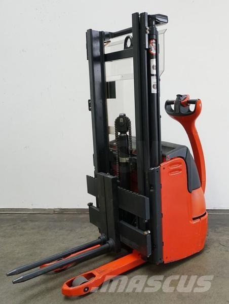 Linde L 10 379 Samopogonski ručni viličari