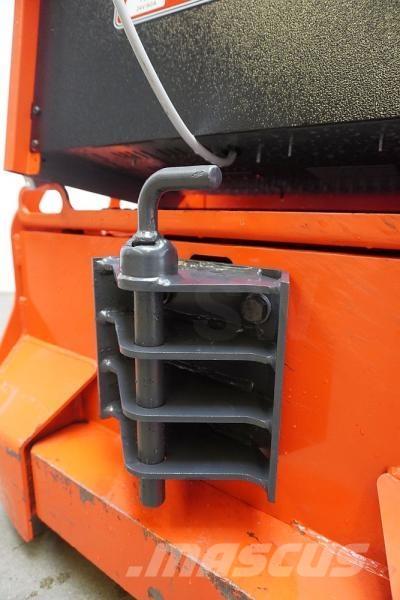 Linde P 30 132 Vučna vozila