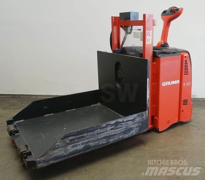 Linde T 30 131 Nisko podizni električni viličar