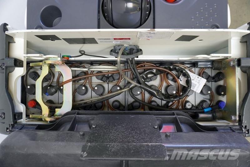 Linde T 30 131 Nisko podizni električni viličar