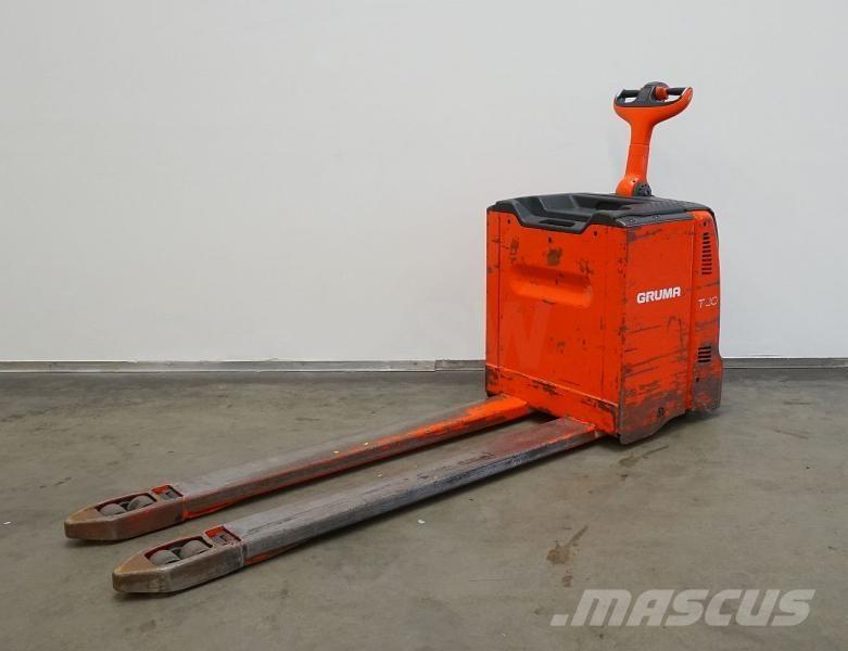 Linde T 30 131 Nisko podizni električni viličar