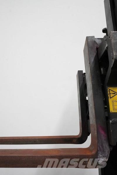 Still FM-X17 Viličari sa pomičnim stupom