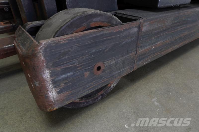 Toyota RRE1/15 Viličari sa pomičnim stupom