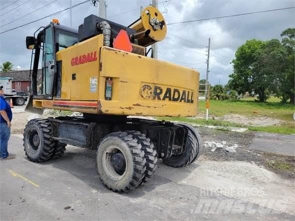 Gradall XL3300 V Bageri na kotačima