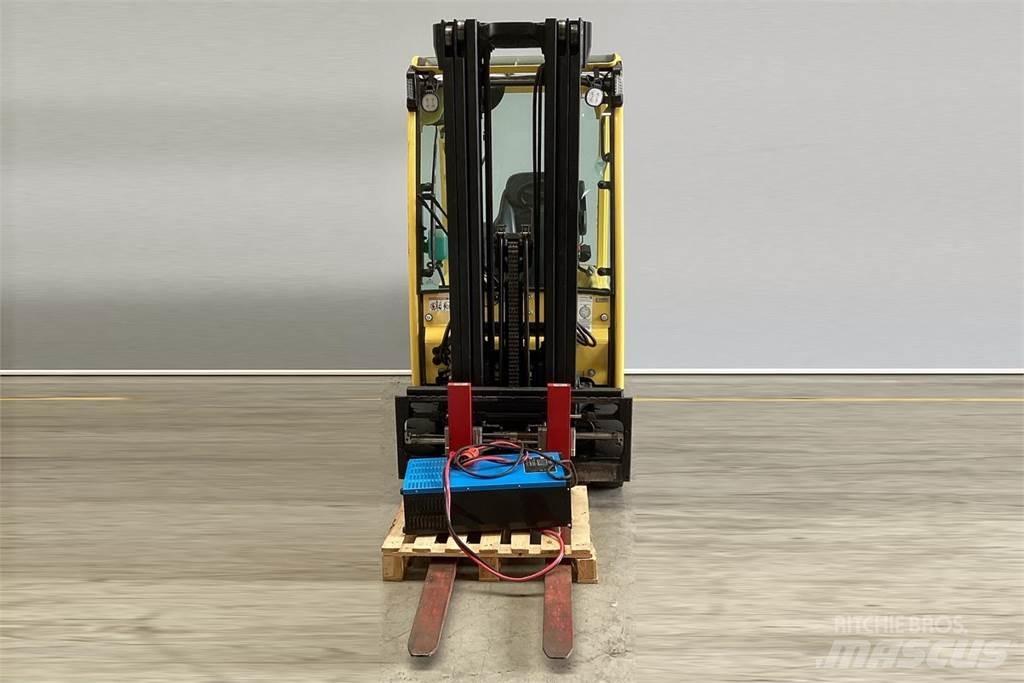 Hyster J1.6XN Električni viličari