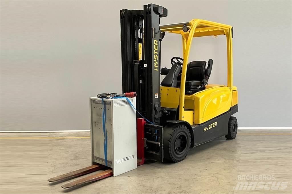 Hyster J3.5XN Električni viličari