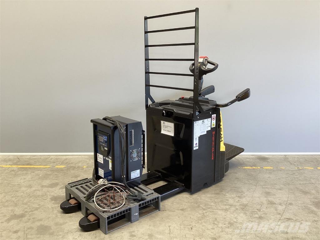 Hyster P2.0S Ručni električni viličar