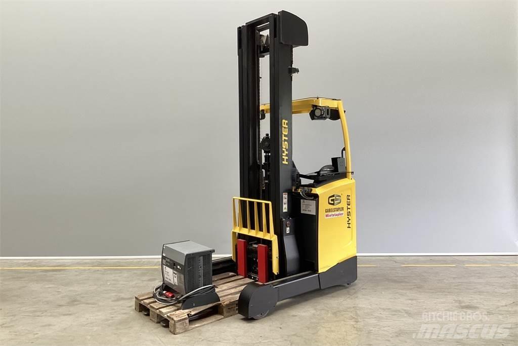 Hyster R1.4 Viličari sa pomičnim stupom