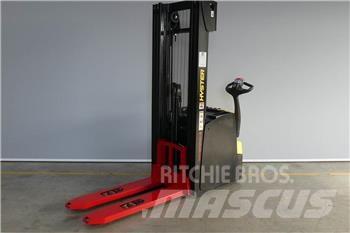 Hyster S1.6il Ručni električni viličar