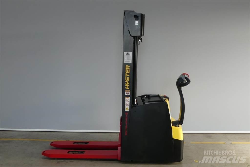 Hyster S1.6il Ručni električni viličar