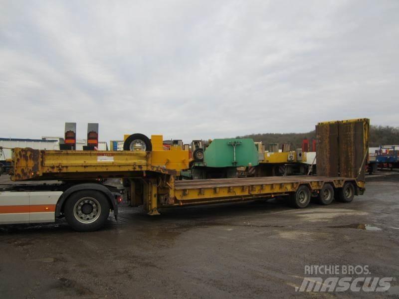Actm ACTM Poluprikolice autotransporteri