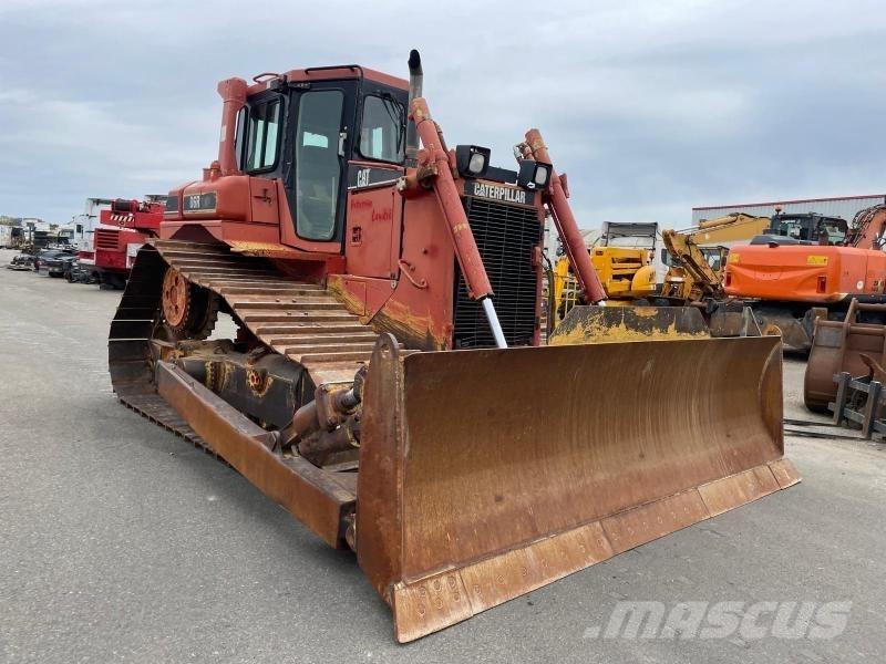 CAT D6R Buldožeri gusjeničari