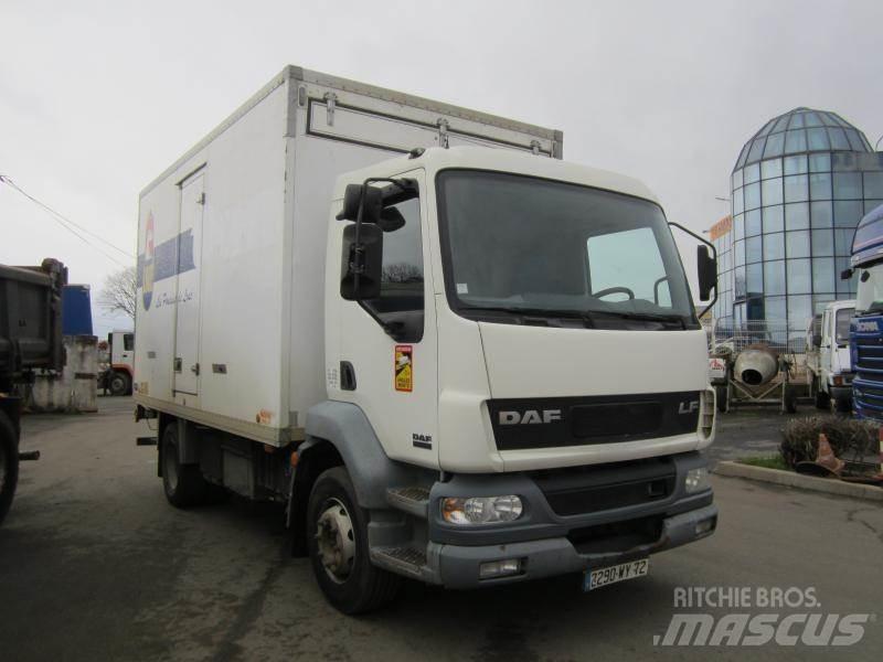 DAF LF 220 Kamioni za transport stoke