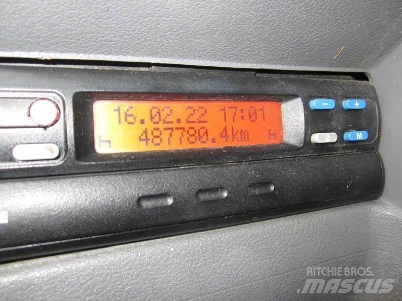 DAF LF 220 Kamioni za transport stoke