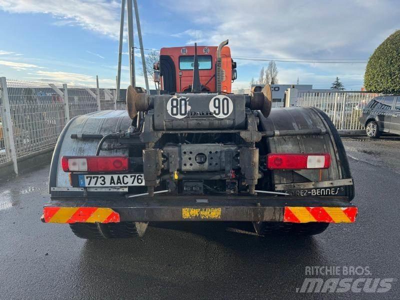 Renault Kerax Demontažnii kamioni za podizanje kabela