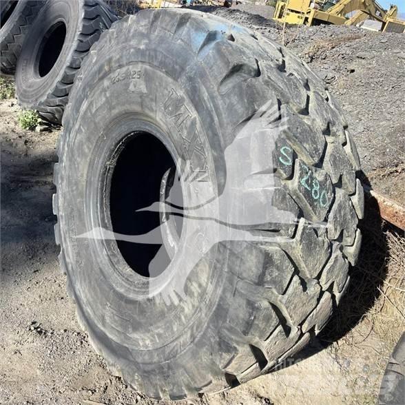 Titan 23.5R25 Gume, kotači i naplatci