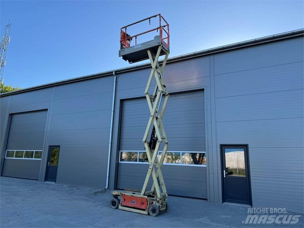 JLG 1930es Ostali kranovi i platforme