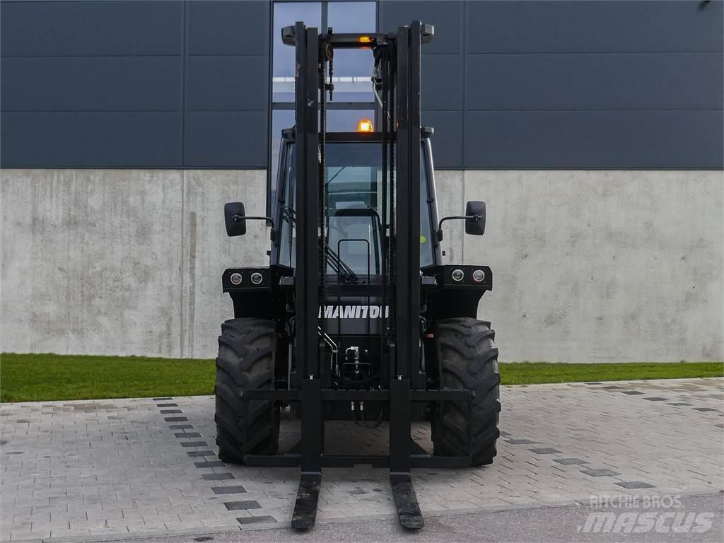 Manitou M 30-4 Terenski viličar
