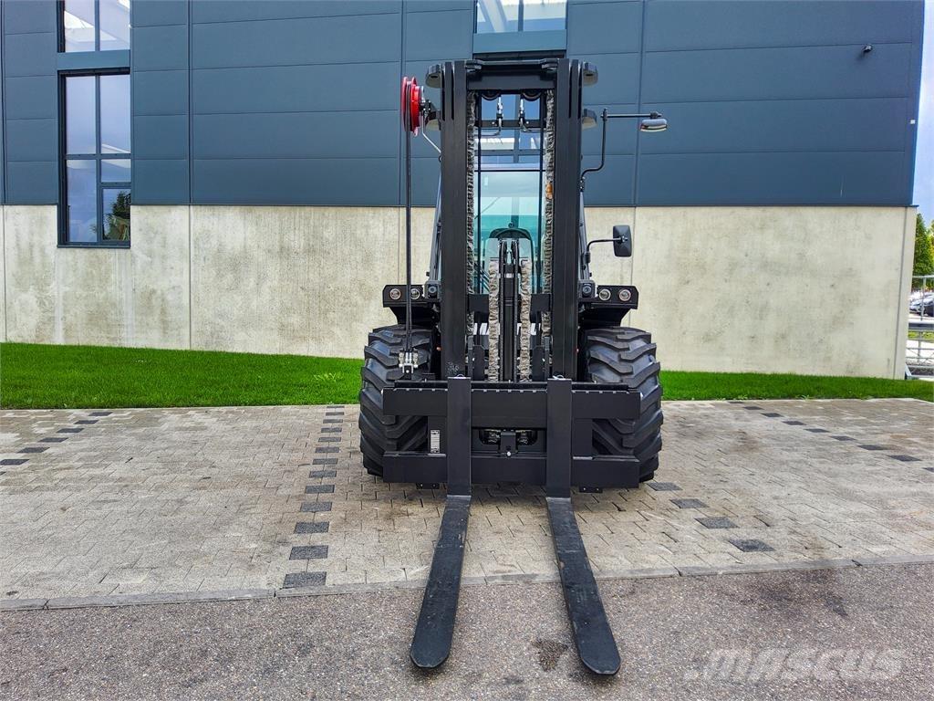 Manitou M 50-4 Terenski viličar