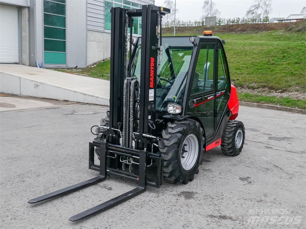 Manitou MC 25-4 Terenski viličar