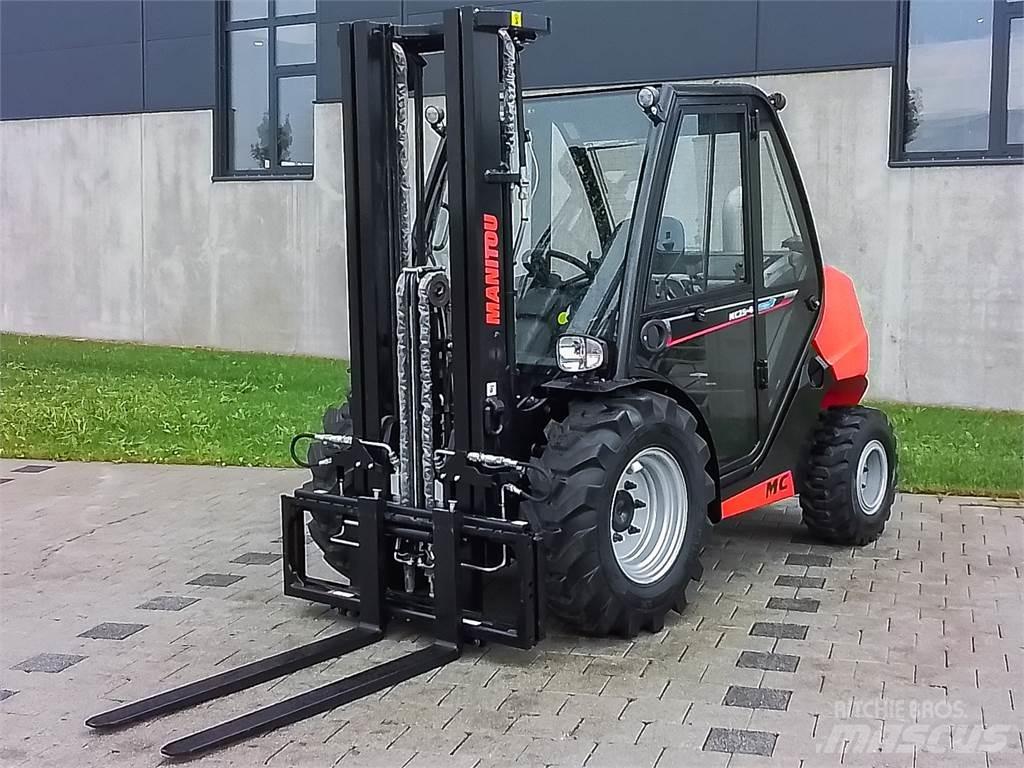 Manitou MC 25-4 Terenski viličar