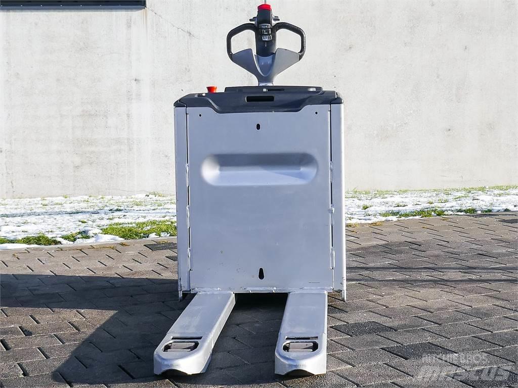 Still EXH 30 Ručni električni viličar