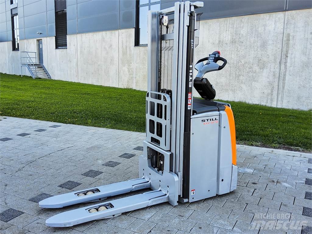 Still EXV SF16i Ručni električni viličar