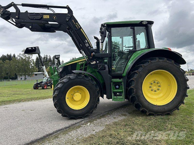John Deere 6120M Traktori