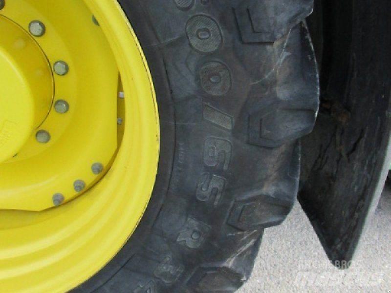 John Deere 7250R Traktori