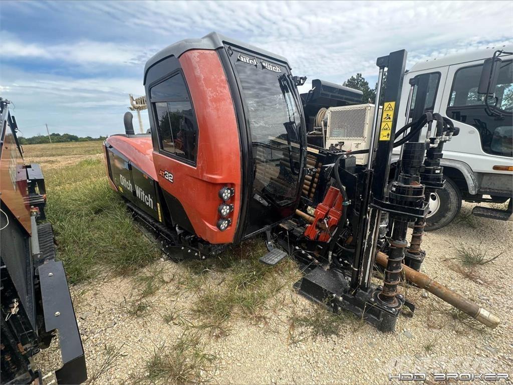 Ditch Witch AT32 Oprema za vodoravno usmjerenje bušenja