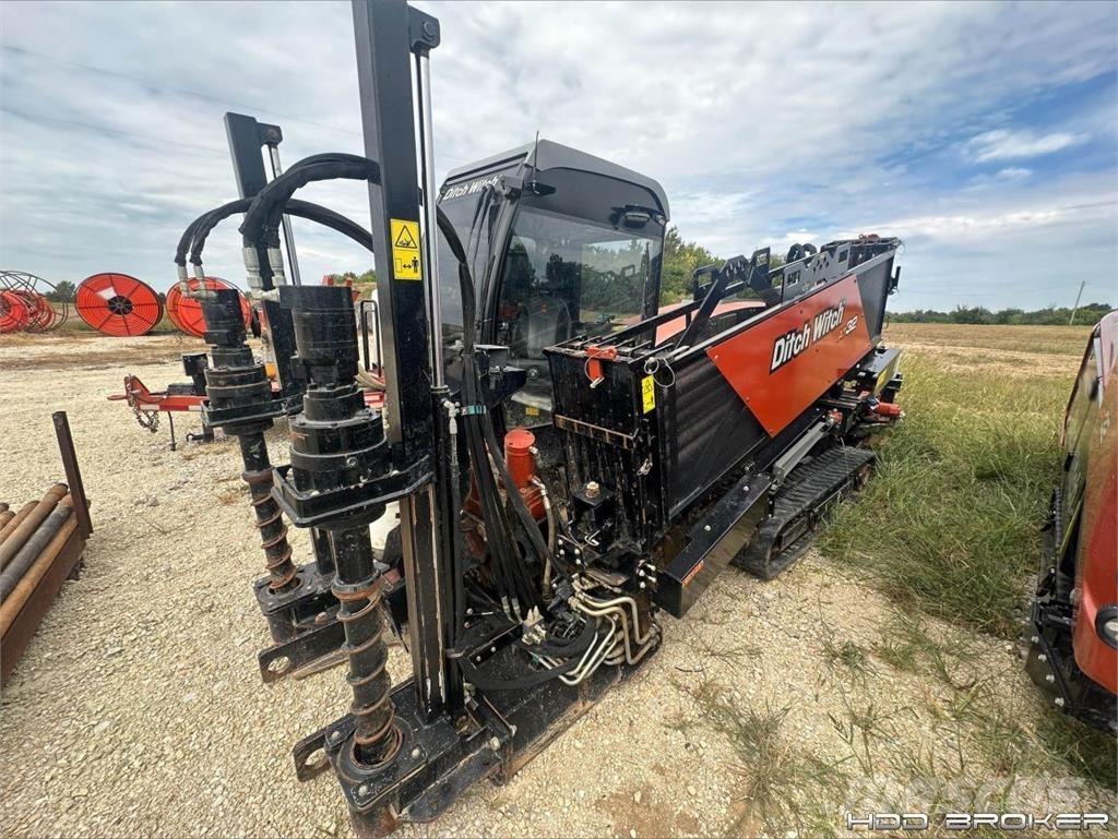 Ditch Witch AT32 Oprema za vodoravno usmjerenje bušenja