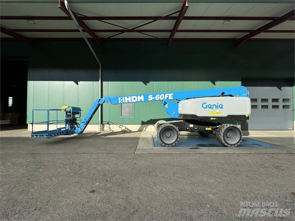 Genie S-60 FE Zglobne podizne platforme