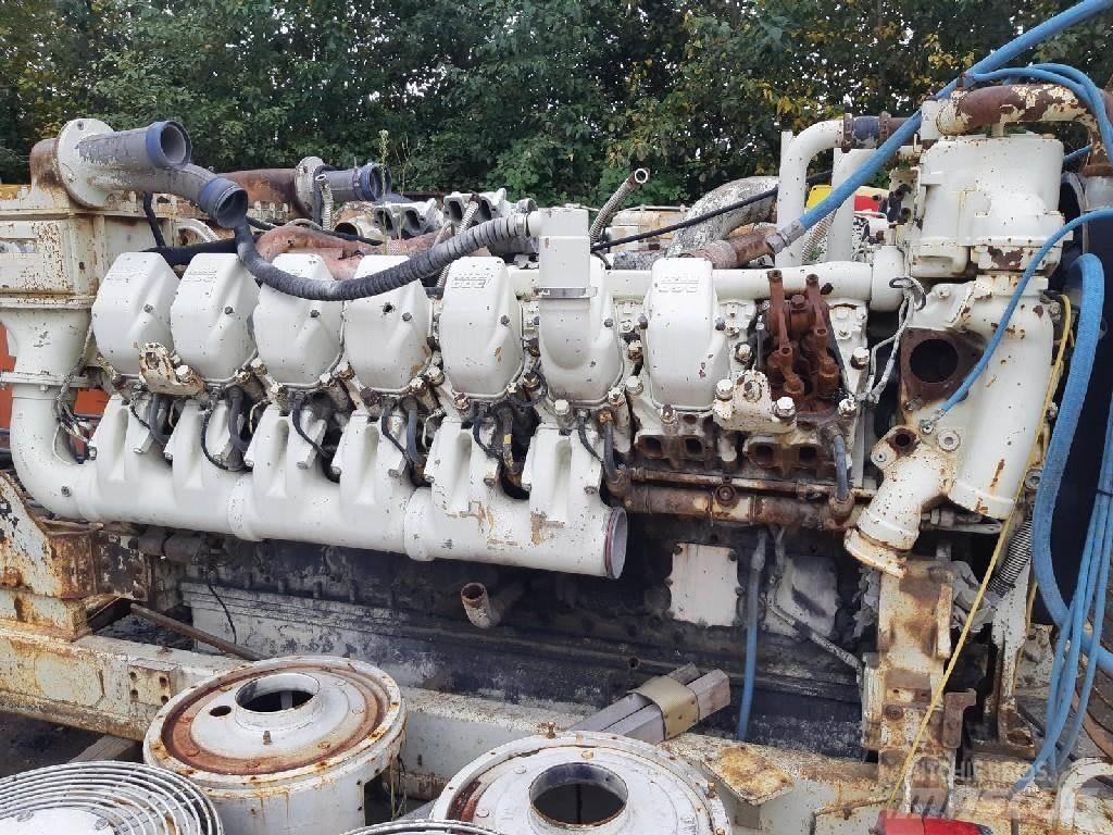 Komatsu 930E Motori