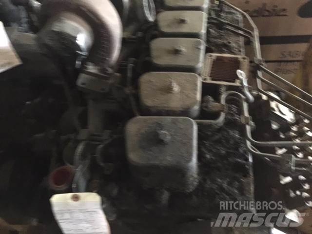 Komatsu SA6D102-1 Motori