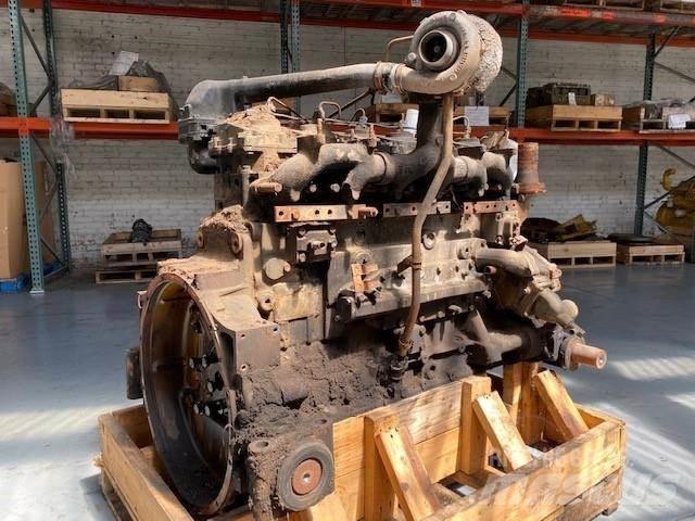 Komatsu SA6D125-2 Motori