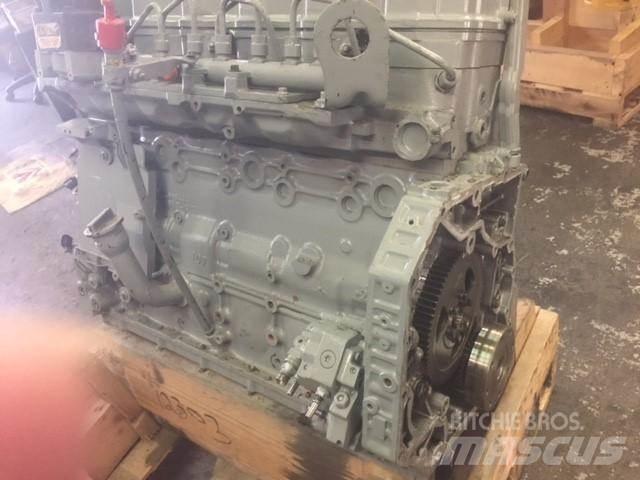Komatsu SAA6D107E Motori