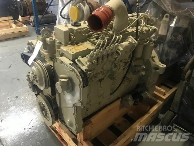 Komatsu SAA6D114-2 Motori