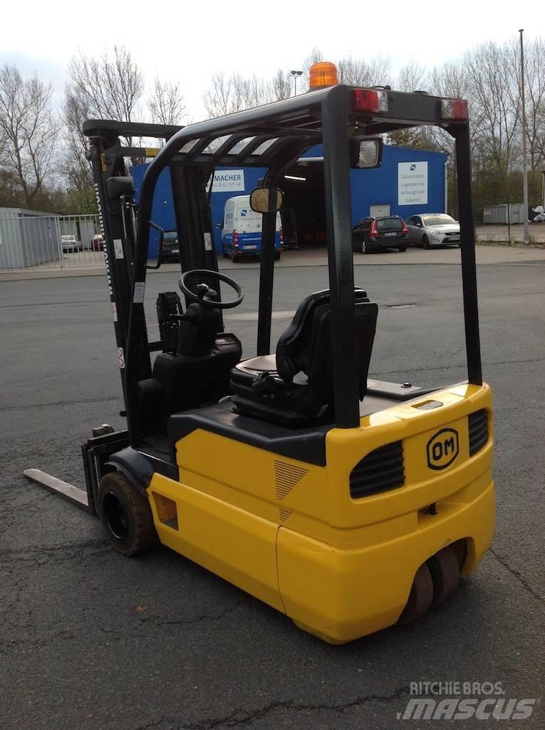 OM XE 18 3ac Električni viličari