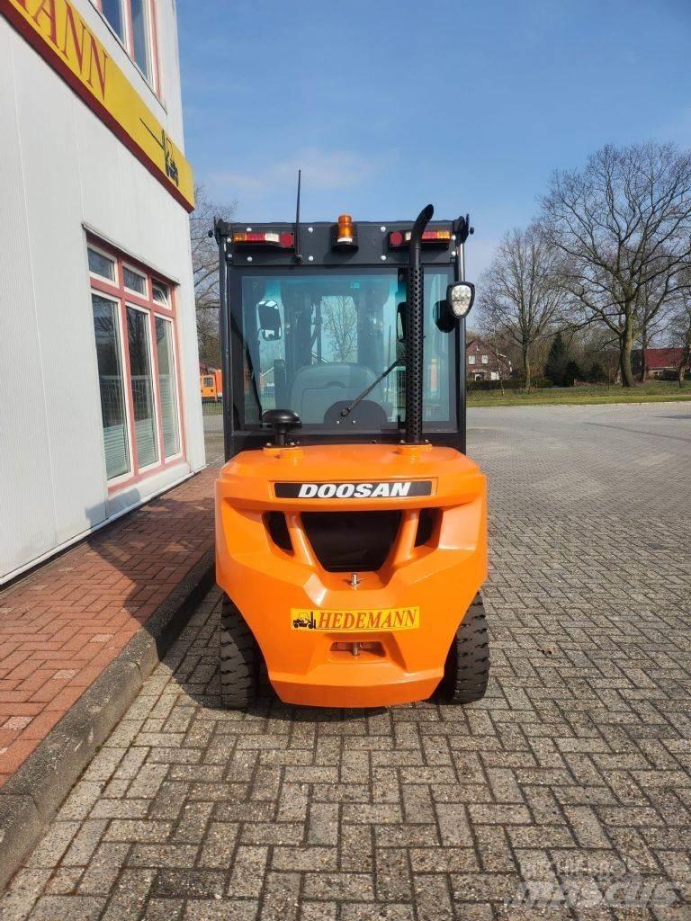 Doosan D30S-7 Dizelski viličari